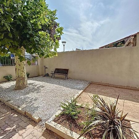 Charmante Maison De Ville Avec Jardin, Terrasse Et Terrain De Petanque Fos-sur-Mer Luaran gambar