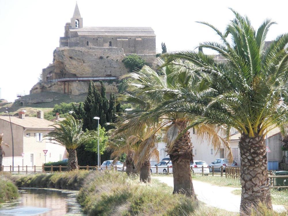 Charmante Maison De Ville Avec Jardin, Terrasse Et Terrain De Petanque Fos-sur-Mer Luaran gambar